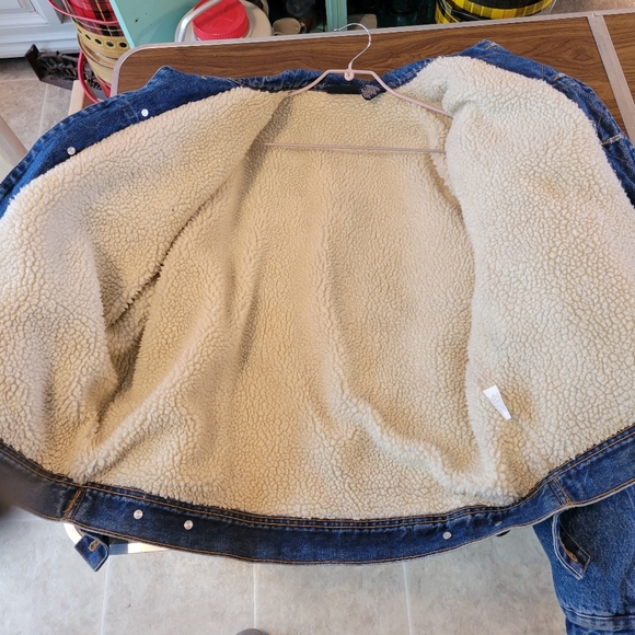 Wrangler denim and faux shearling coat - Picture 3 of 4